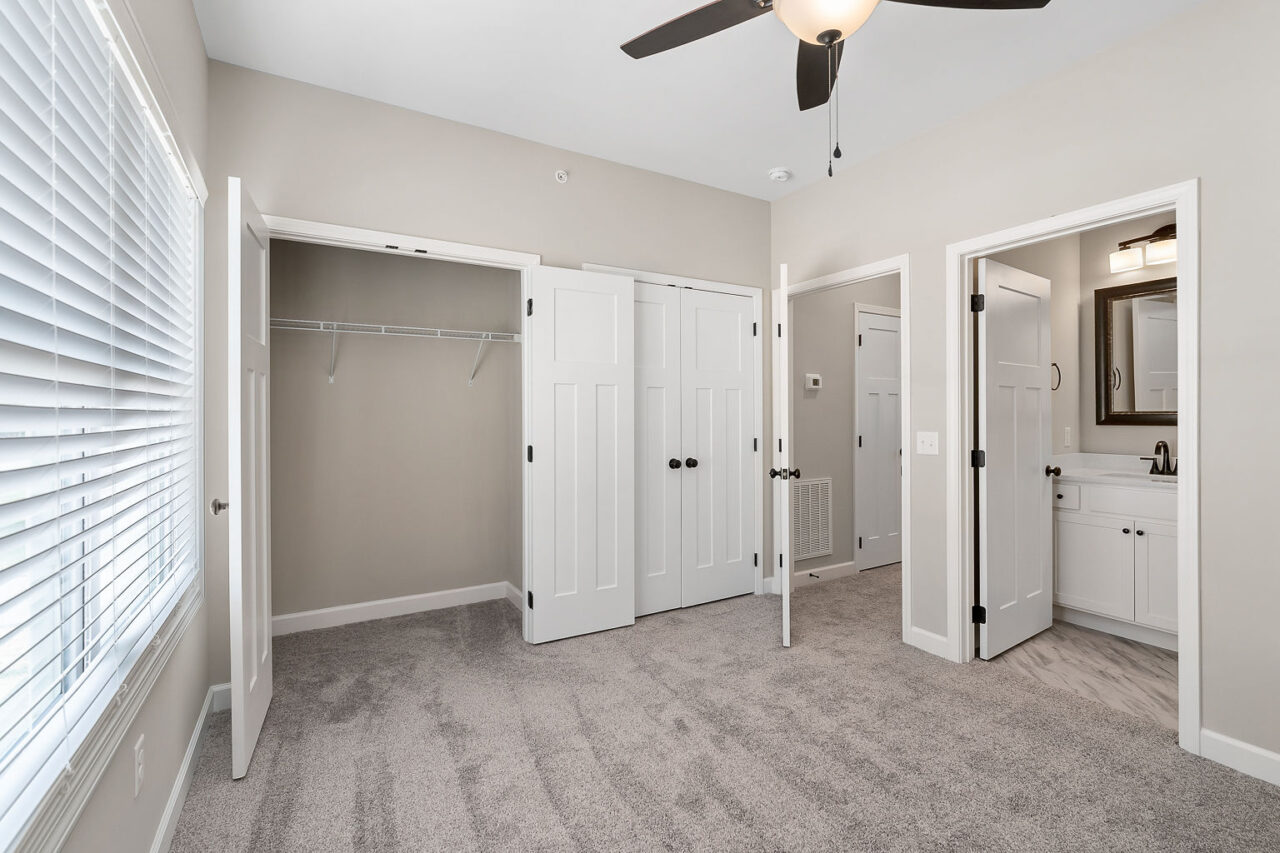 Glenview Apartments Bernhardt Rentals